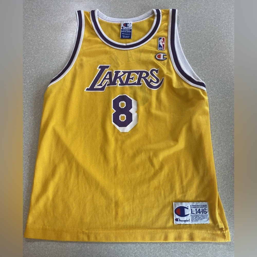 KOBE BRYANT Vtg 90's rookie #8 CHAMPION Los Angeles Lakers Jersey Sz YOUTH Large
